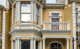 Inner City Executive Living On Stuart Street